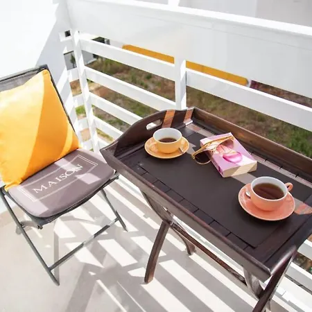 New Fantastic Location 2 Bed, 2 Bath 150m From The Beach, Central Apartamento