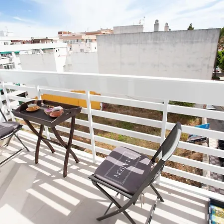 Apartamento New Fantastic Location 2 Bed, 2 Bath 150m From The Beach, Central Estepona
