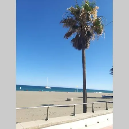 Apartamento New Fantastic Location 2 Bed, 2 Bath 150m From The Beach, Central Estepona